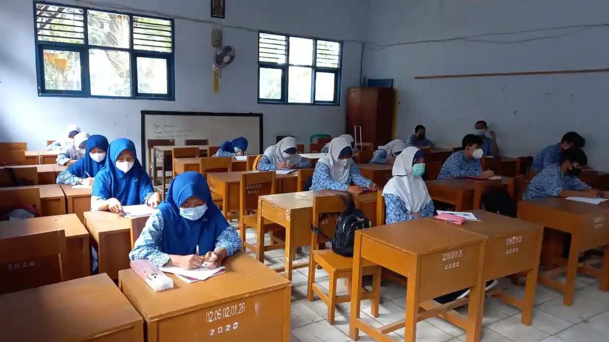 Kunci Jawaban PAI Kelas 9 SMP Halaman 57 Deskripsikan Makna Iman Kunci Jawaban PAI Kelas 9 SMP Halaman 57 Deskripsikan Makna Iman